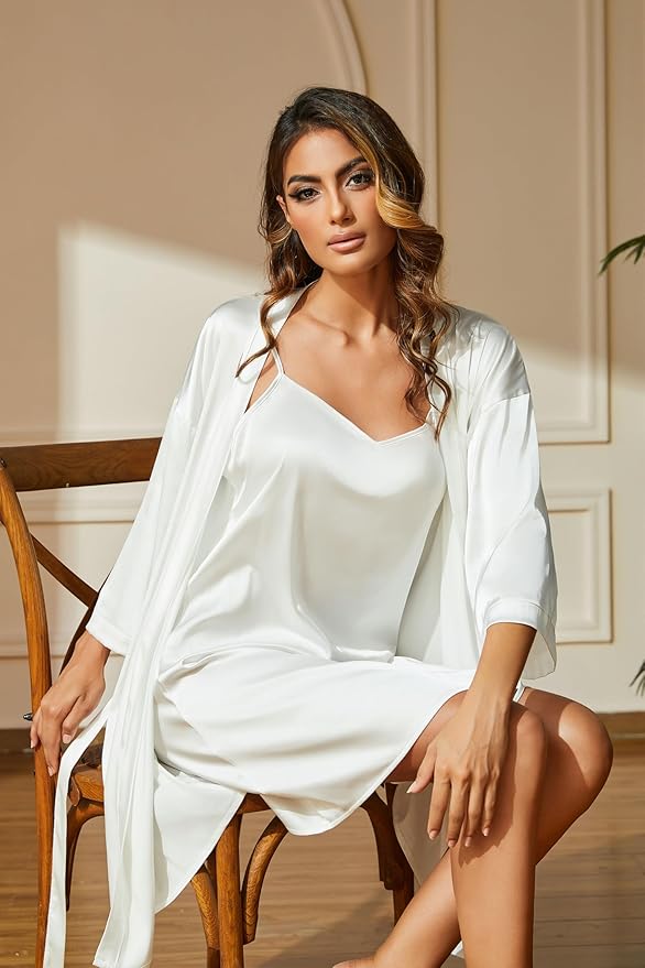Satin Kimono Robe Bridesmaid Bathrobe Party Sleepwear PVD71S